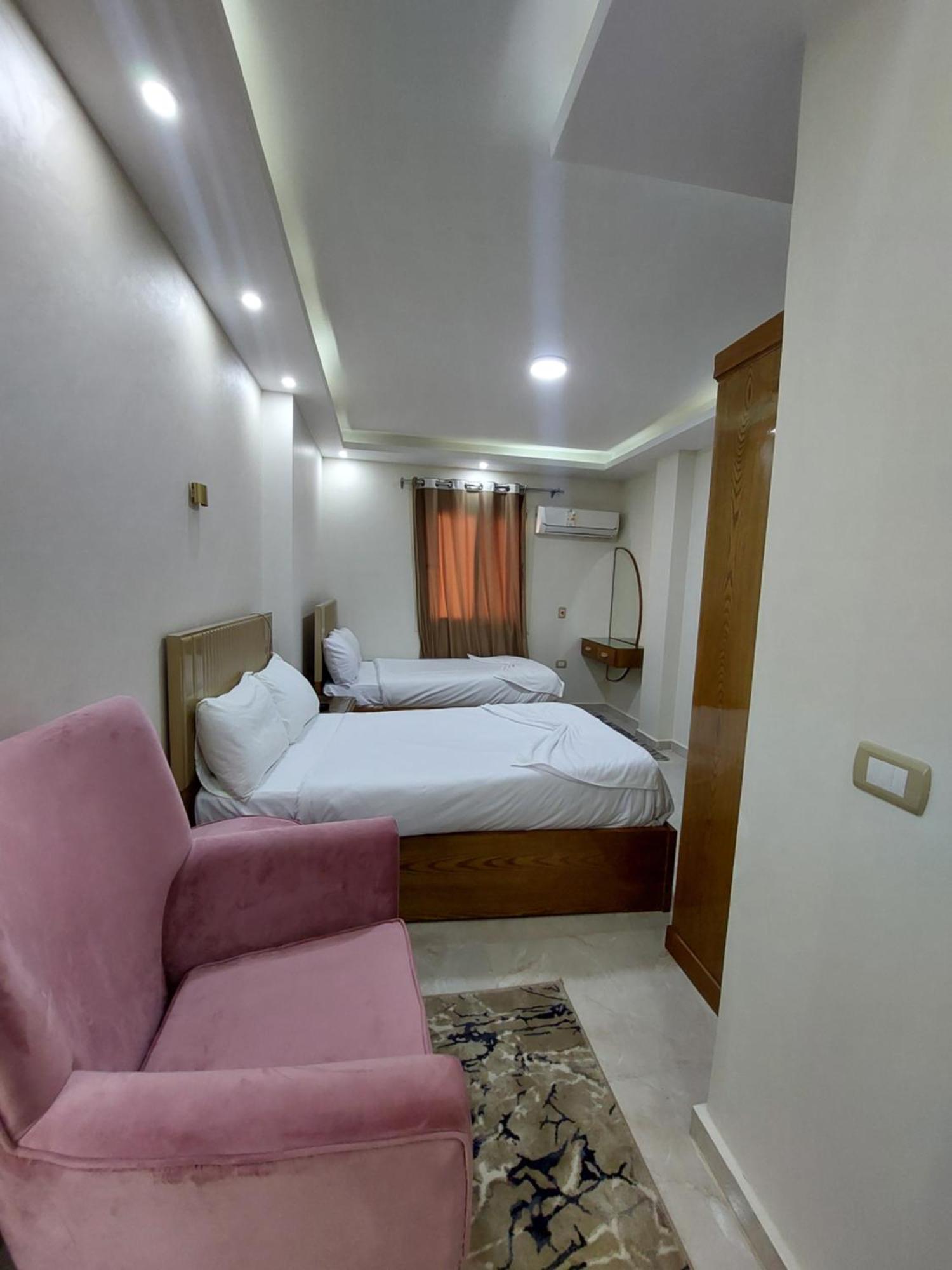 Hotel Regent Pyramids View à Kafret el-Gabal Extérieur photo